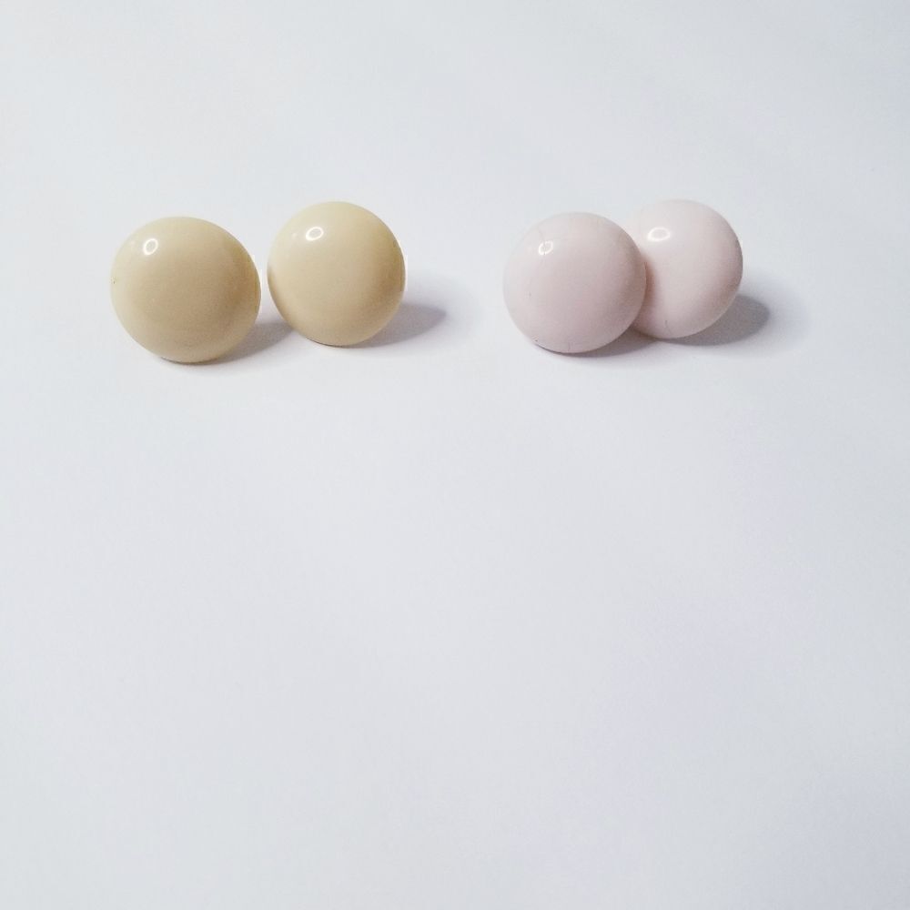 Vintage Western Germany screwback earrings